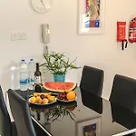 Апартаменты Elegant & Two Bedroom Flat Ларнака