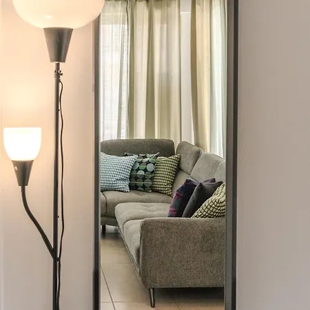 アパート Elegant & Two Bedroom Flat *
